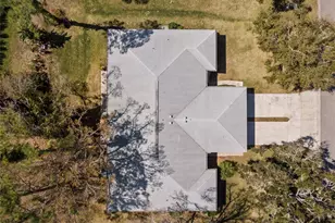 5612 Palm Aire Dr, Sarasota, FL 34243 - Photo 22