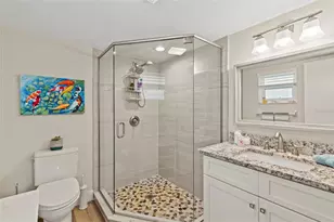 5612 Palm Aire Dr, Sarasota, FL 34243 - Photo 10