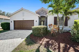 4407 67th St E, Bradenton, FL 34203 - Photo 2