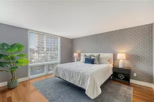 1111 N Gulfstream Ave, Sarasota, FL 34236 - Photo 12