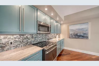 1111 N Gulfstream Avenue #4E, Sarasota, FL 34236 - Photo 8