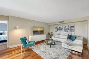 1111 N Gulfstream Ave, Sarasota, FL 34236 - Photo 2