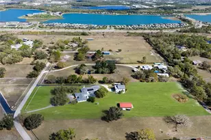 1516 Fox Creek Dr, Sarasota, FL 34240 - Photo 2