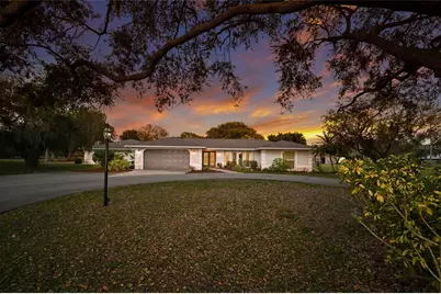 1516 Fox Creek Drive, Sarasota, FL 34240 - Photo 2
