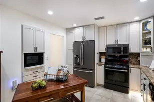 1516 Fox Creek Dr, Sarasota, FL 34240 - Photo 24