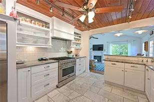 609 15th Ave W, Palmetto, FL 34221 - Photo 8