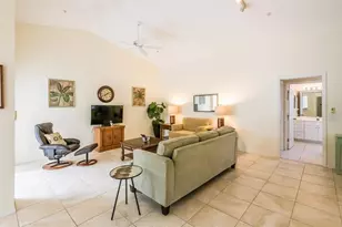 815 Montrose Dr, Venice, FL 34293 - Photo 4