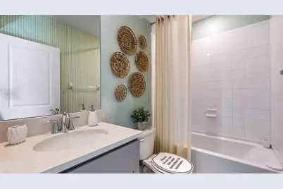 18211 Thistleberry Place, Lakewood Ranch, FL 34211 - Photo 2