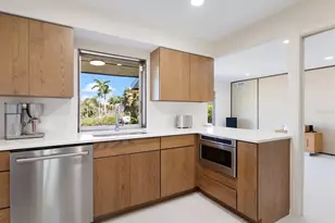 5669 America Dr, Sarasota, FL 34231 - Photo 16