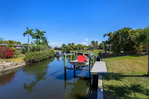 5669 America Dr, Sarasota, FL 34231 - Photo 1
