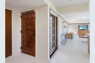 5669 America Drive, Sarasota, FL 34231 - Photo 6