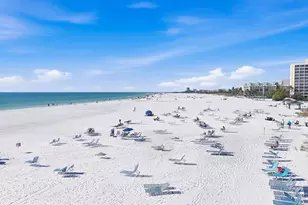 1200 E Peppertree Ln, Sarasota, FL 34242 - Photo 52