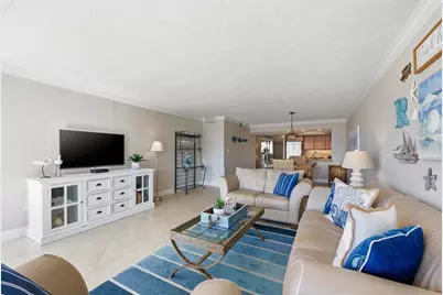 1200 E Peppertree Lane #307, Sarasota, FL 34242 - Photo 18