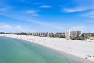 1200 E Peppertree Ln, Sarasota, FL 34242 - Photo 54