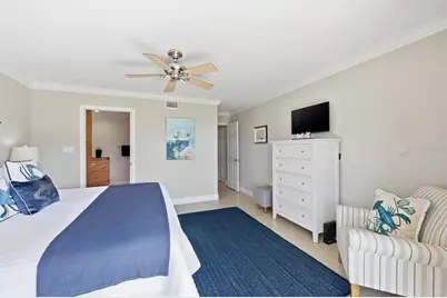 1200 E Peppertree Lane #307, Sarasota, FL 34242 - Photo 24