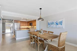 1200 E Peppertree Ln, Sarasota, FL 34242 - Photo 10