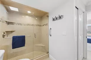 1200 E Peppertree Ln, Sarasota, FL 34242 - Photo 22