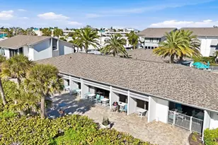 1200 E Peppertree Ln, Sarasota, FL 34242 - Photo 26