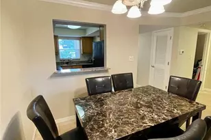 918 La Costa Cir, Sarasota, FL 34237 - Photo 4