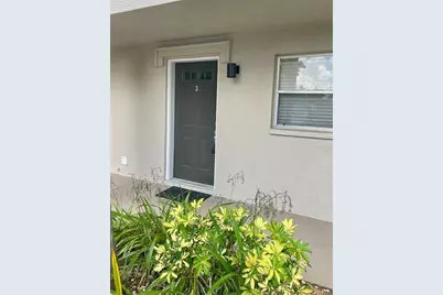 918 La Costa Circle #3, Sarasota, FL 34237 - Photo 1
