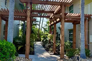 918 La Costa Cir, Sarasota, FL 34237 - Photo 24