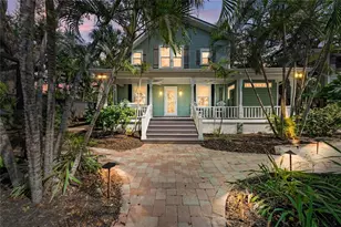 1611 Hyde Park St, Sarasota, FL 34239 - Photo 1