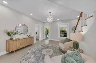 1611 Hyde Park St, Sarasota, FL 34239 - Photo 12