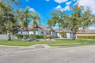 4506 29th Ave Cir E, Palmetto, FL 34221 - Photo 2