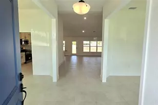 4157 N Chamberlain Blvd, North Port, FL 34286 - Photo 2