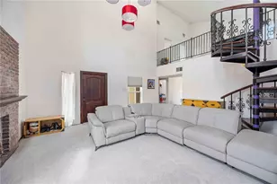 6515 Mauna Loa Blvd, Sarasota, FL 34241 - Photo 8