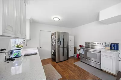 6515 Mauna Loa Boulevard, Sarasota, FL 34241 - Photo 18