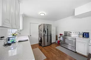6515 Mauna Loa Blvd, Sarasota, FL 34241 - Photo 18