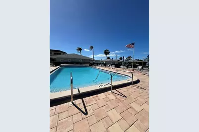 1019 Beach Manor Center #35, Venice, FL 34285 - Photo 10