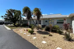 1019 Beach Manor Center, Venice, FL 34285 - Photo 12