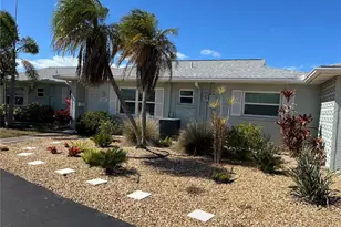 1019 Beach Manor Center, Venice, FL 34285 - Photo 10