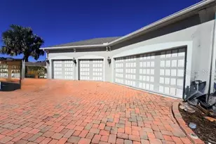 16214 Mulholland Rd, Parrish, FL 34219 - Photo 2