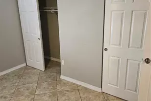 2744 Hidden Lake Blvd, Sarasota, FL 34237 - Photo 4