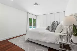 1920 Wisteria St, Sarasota, FL 34239 - Photo 24