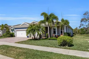 5649 Long Shore Loop, Sarasota, FL 34238 - Photo 2
