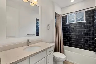 1027 Waterline Ct, Sarasota, FL 34240 - Photo 18