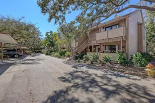 1687 Brookhouse Cir, Sarasota, FL 34231 - Photo 2