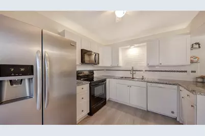 1687 Brookhouse Circle #219, Sarasota, FL 34231 - Photo 10