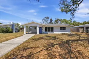 2227 Grove St, Sarasota, FL 34239 - Photo 2