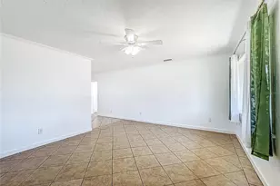 5436 3rd St E, Bradenton, FL 34203 - Photo 6