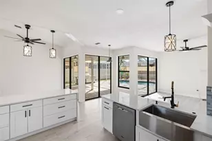 4608 Vintage Dr, Sarasota, FL 34243 - Photo 14