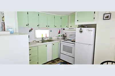 10315 Cortez Road W #28-1, Bradenton, FL 34210 - Photo 6