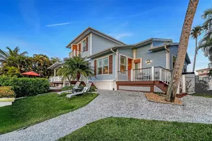 605 North Point Dr, Holmes Beach, FL 34217 - Photo 72