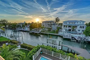 605 North Point Dr, Holmes Beach, FL 34217 - Photo 64