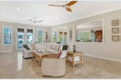 605 N Point Drive, Holmes Beach, FL 34217 - Photo 18