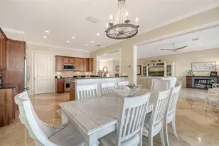 605 North Point Dr, Holmes Beach, FL 34217 - Photo 28